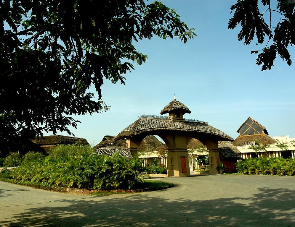 Vedic Village Spa Resort Kalkata Exteriér fotografie