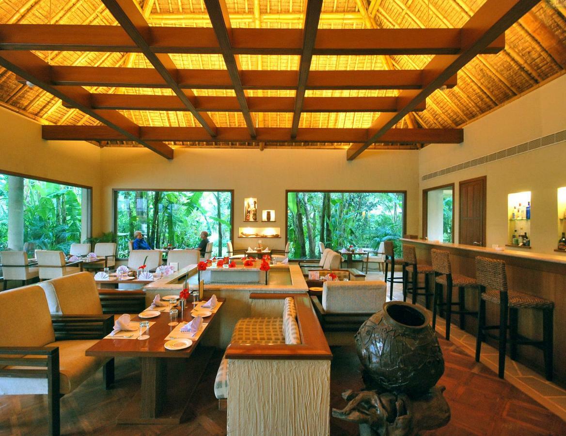 Vedic Village Spa Resort Kalkata Exteriér fotografie
